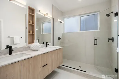 106 29th Avenue E Seattle WA 98112