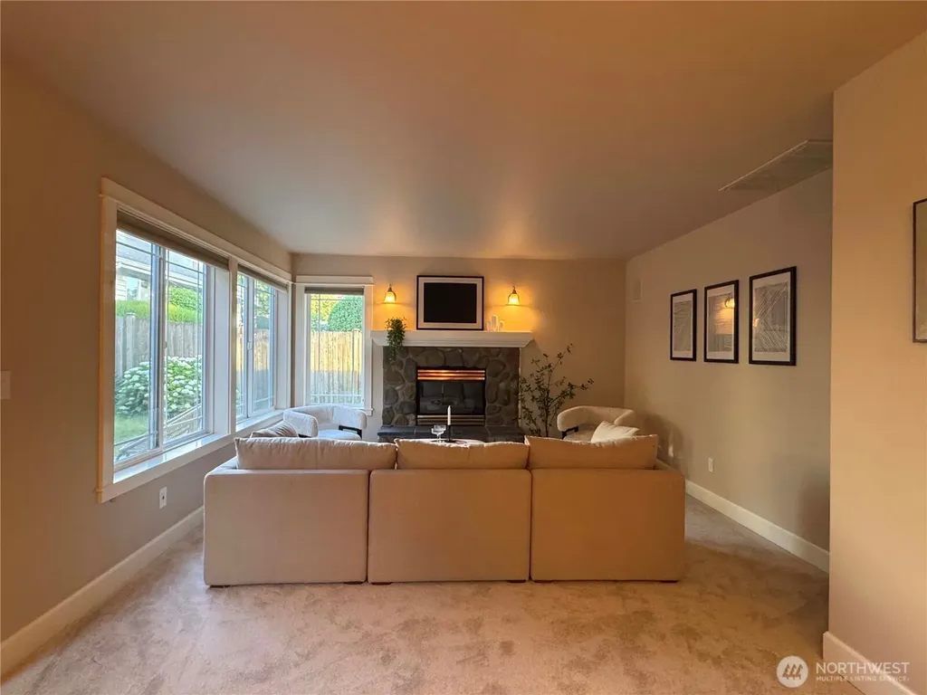 510 3rd Avenue N Edmonds WA 98020