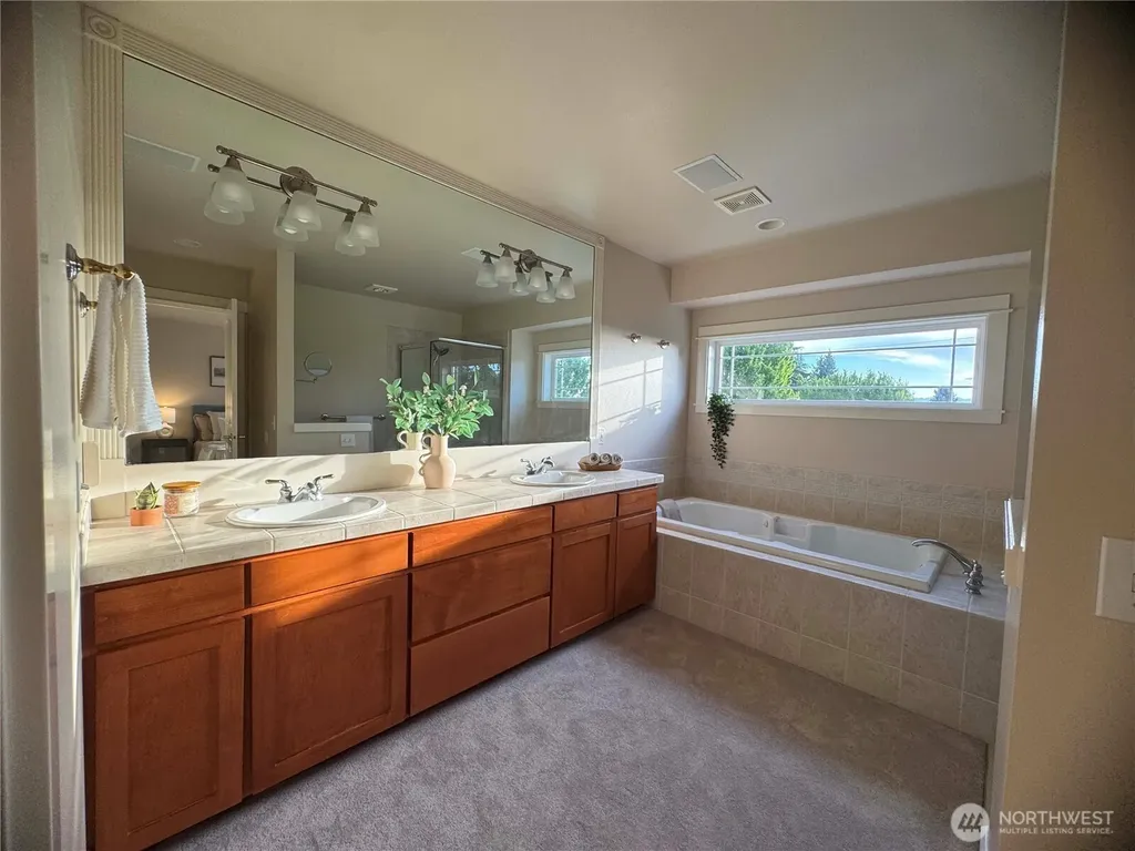 510 3rd Avenue N Edmonds WA 98020