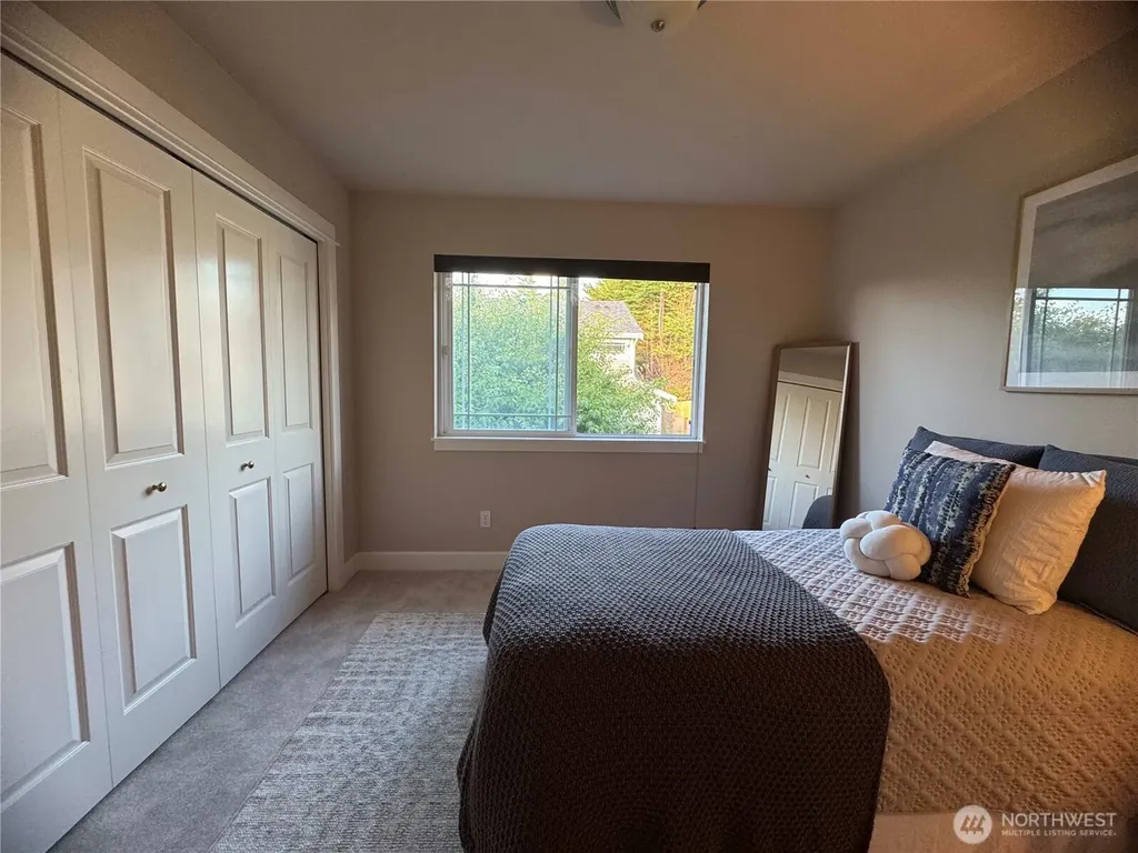 510 3rd Avenue N Edmonds WA 98020