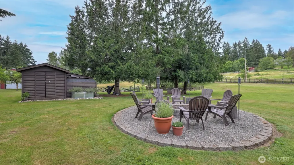 22517 183rd Avenue SE Kent WA 98042