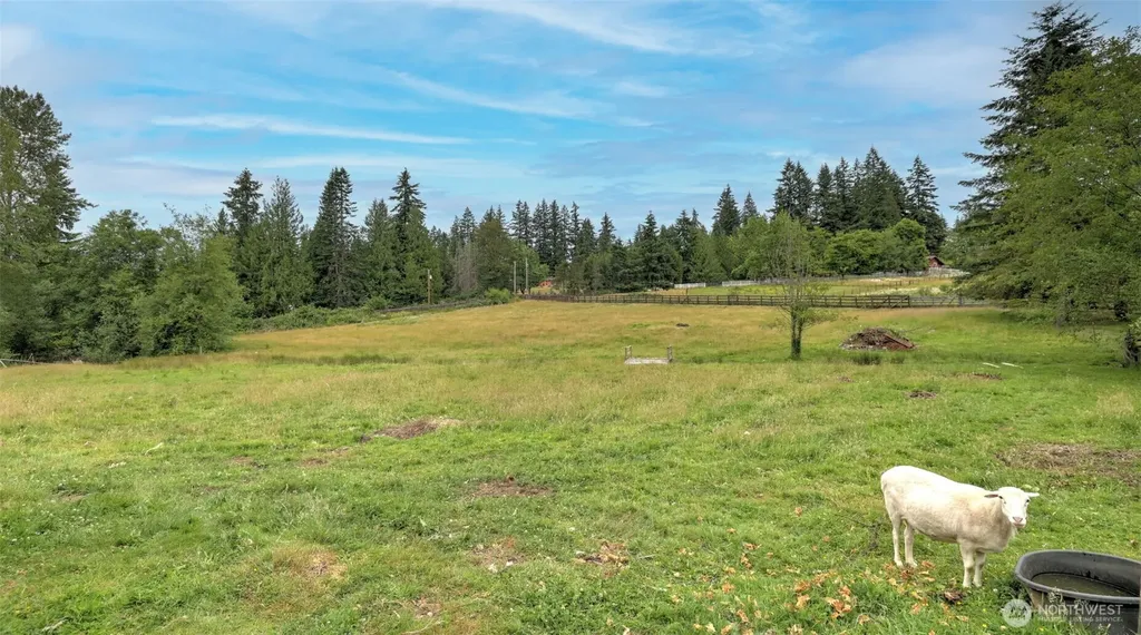 22517 183rd Avenue SE Kent WA 98042