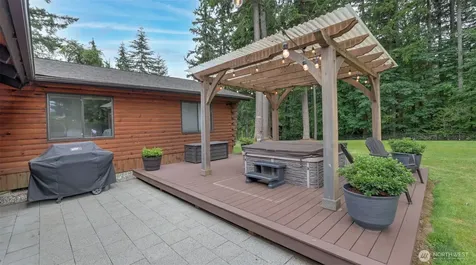 22517 183rd Avenue SE Kent WA 98042