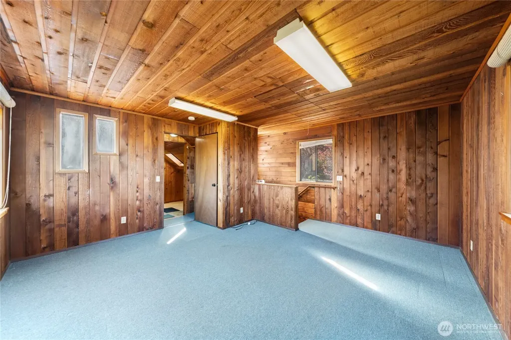 27193 State Route 20 Oak Harbor WA 98277