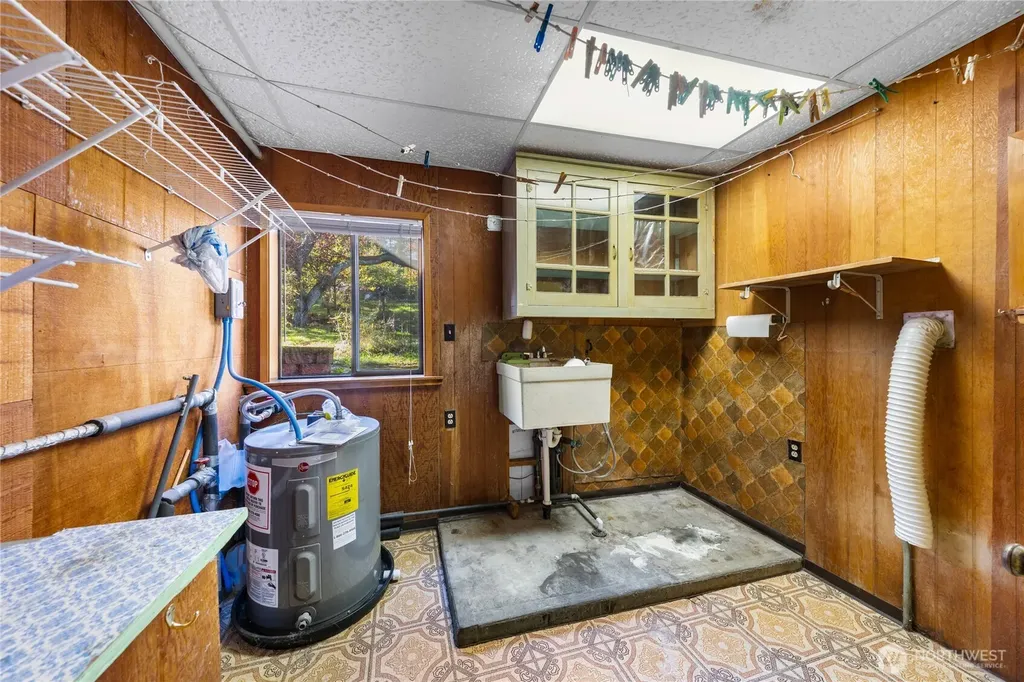 27193 State Route 20 Oak Harbor WA 98277