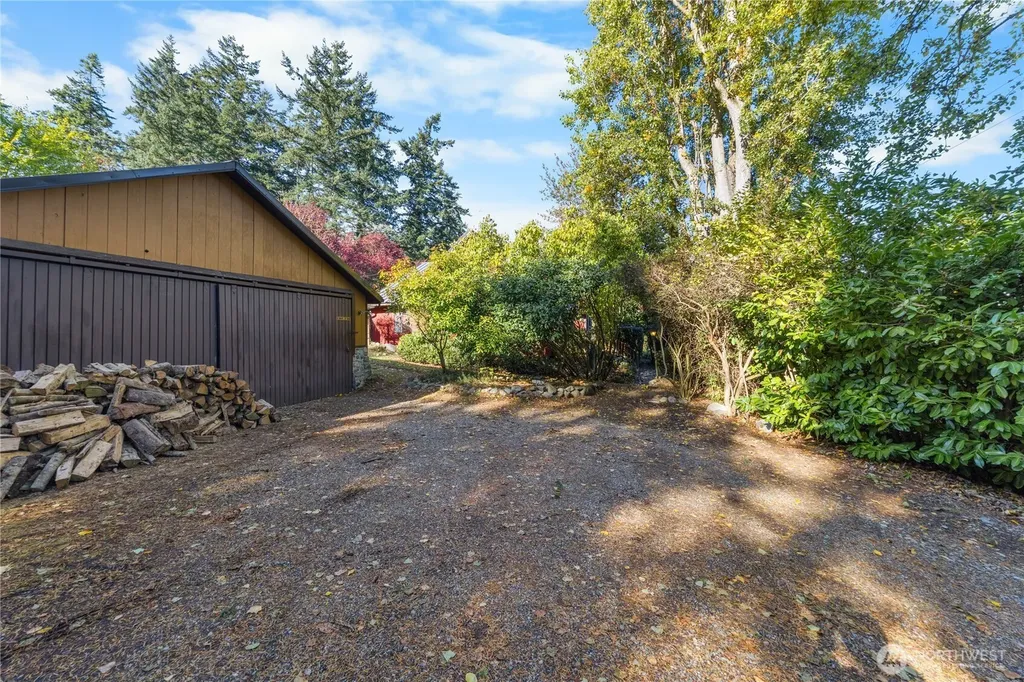 27193 State Route 20 Oak Harbor WA 98277
