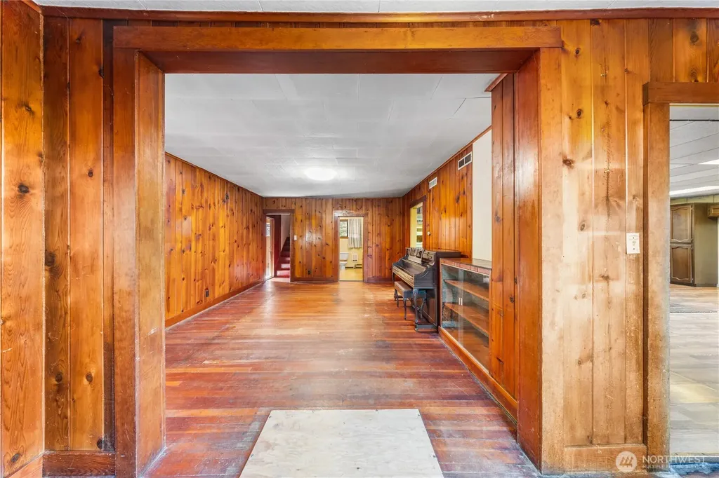 27193 State Route 20 Oak Harbor WA 98277