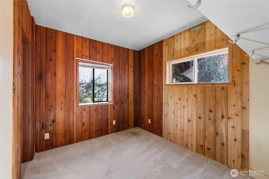 27193 State Route 20 Oak Harbor WA 98277