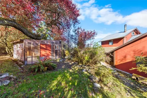 27193 State Route 20 Oak Harbor WA 98277