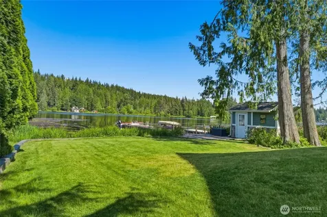 1305 SW Lake Roesiger Snohomish WA 98290