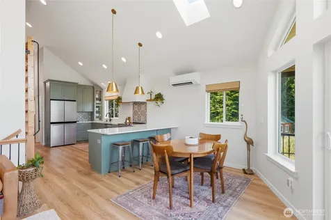 1305 SW Lake Roesiger Snohomish WA 98290