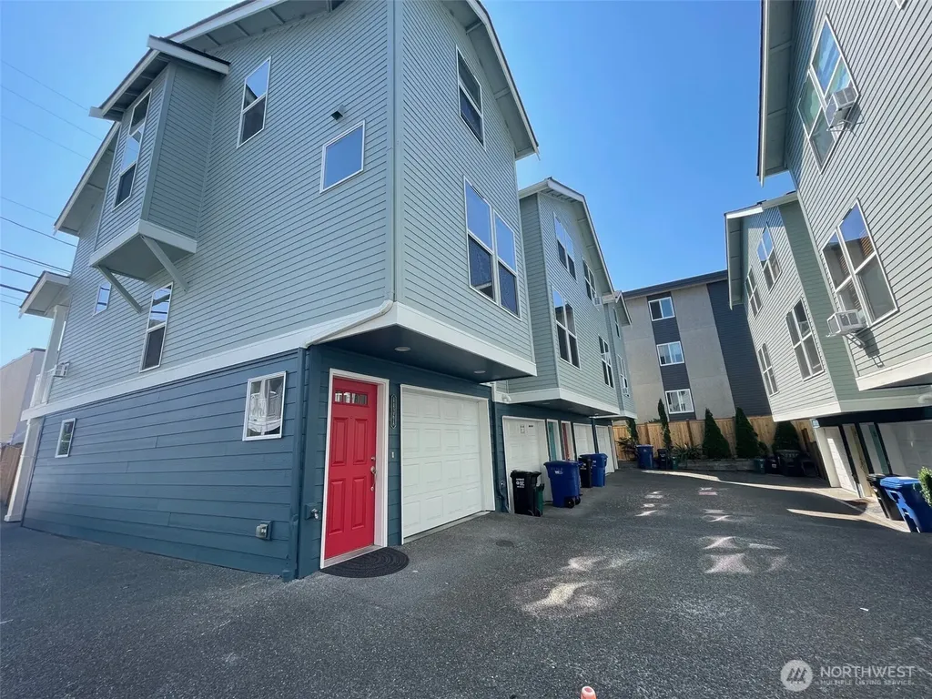 4436 44th Avenue SW Seattle WA 98116
