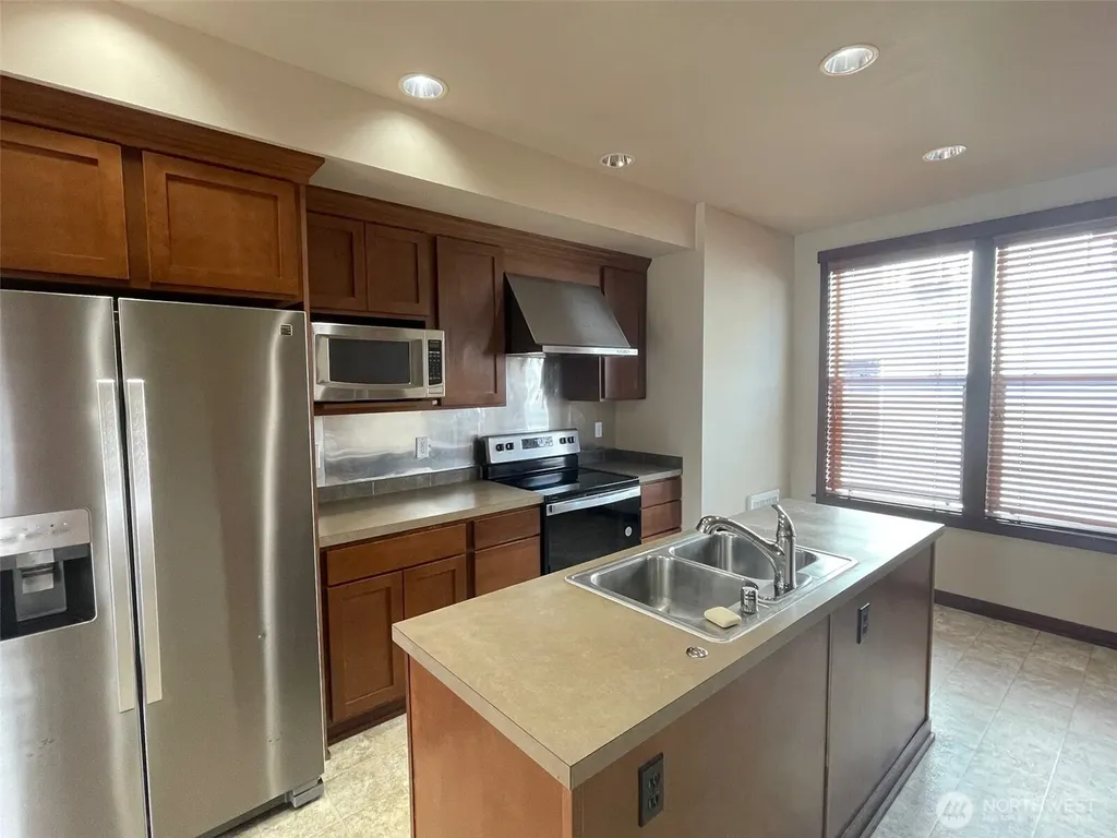 4436 44th Avenue SW Seattle WA 98116