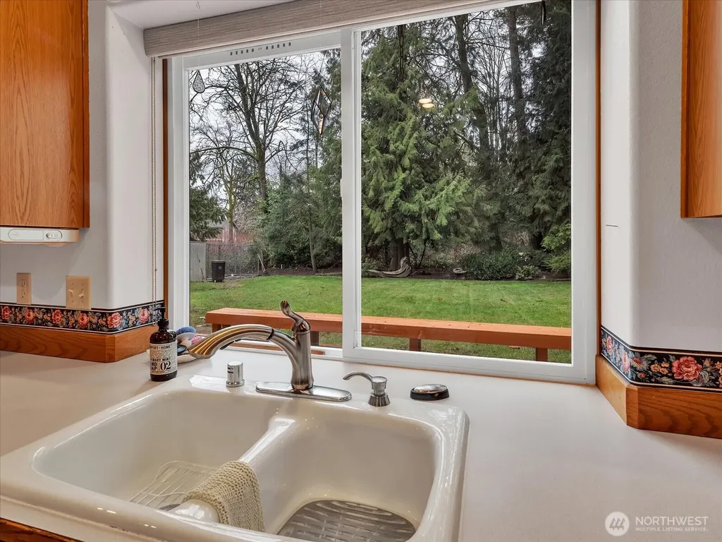 14523 42nd Avenue W Lynnwood WA 98087