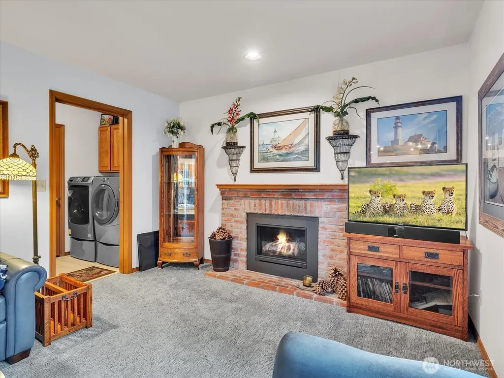 14523 42nd Avenue W Lynnwood WA 98087