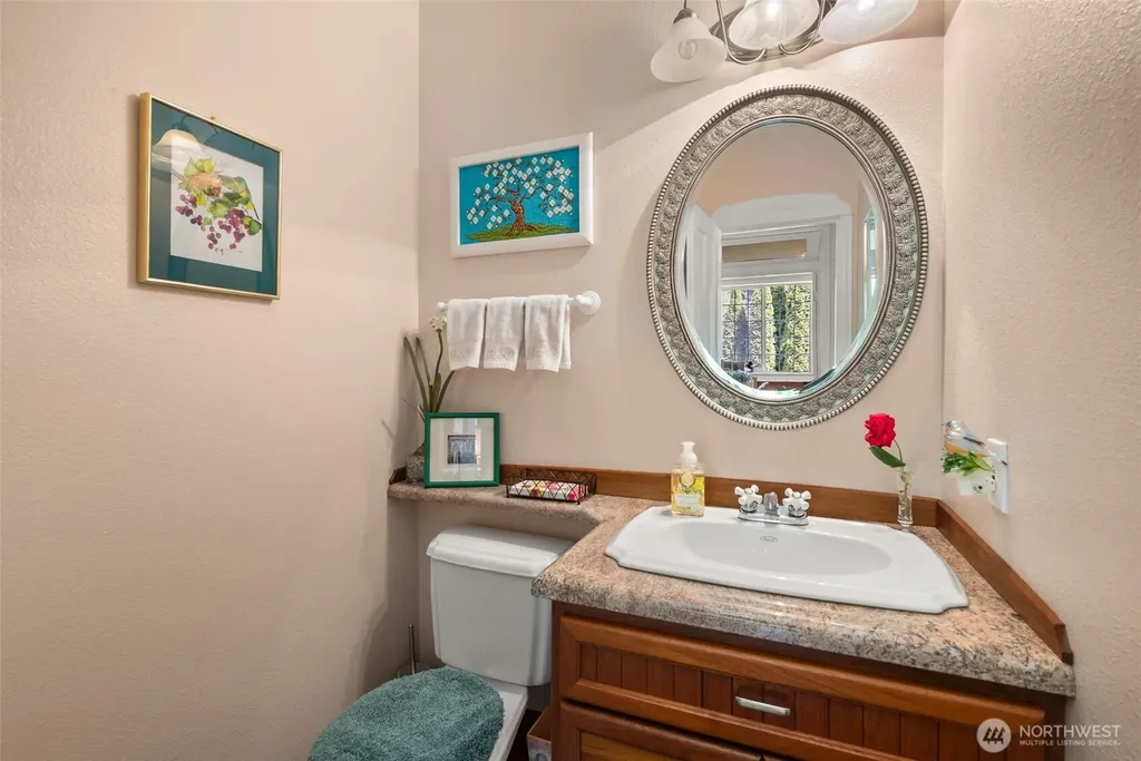 7201 Holly Hedge SW Lakewood WA 98499