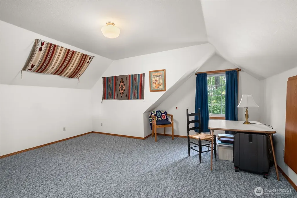 7201 Holly Hedge SW Lakewood WA 98499
