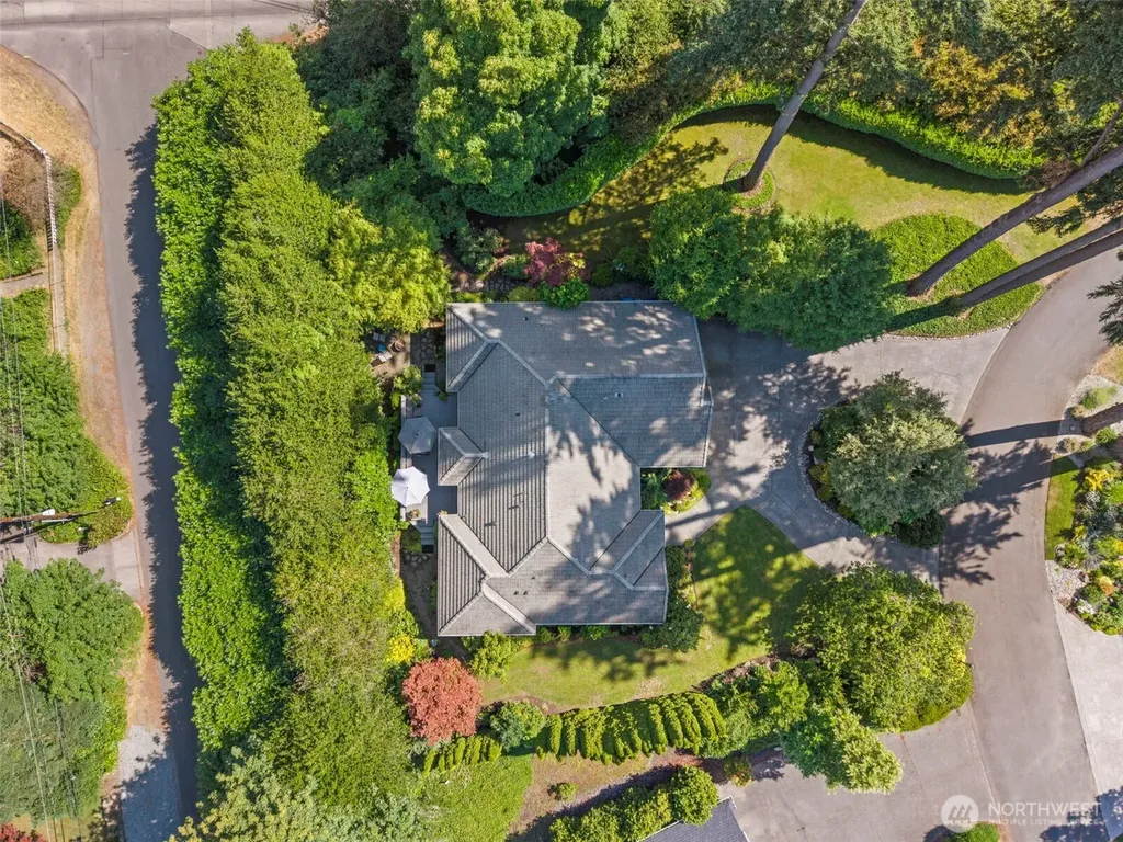 7201 Holly Hedge SW Lakewood WA 98499