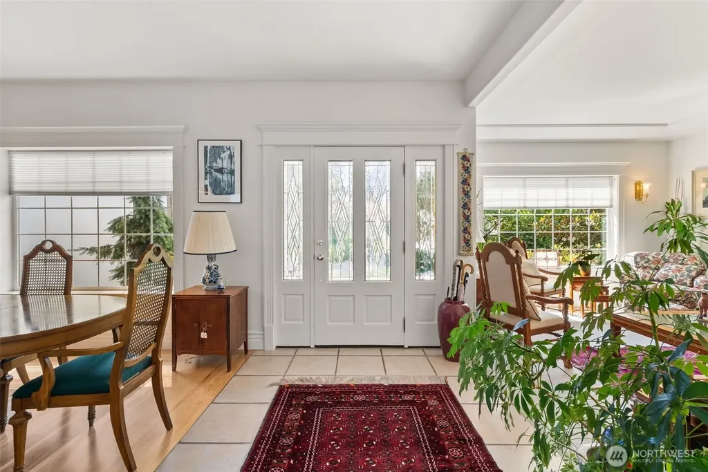 7201 Holly Hedge SW Lakewood WA 98499