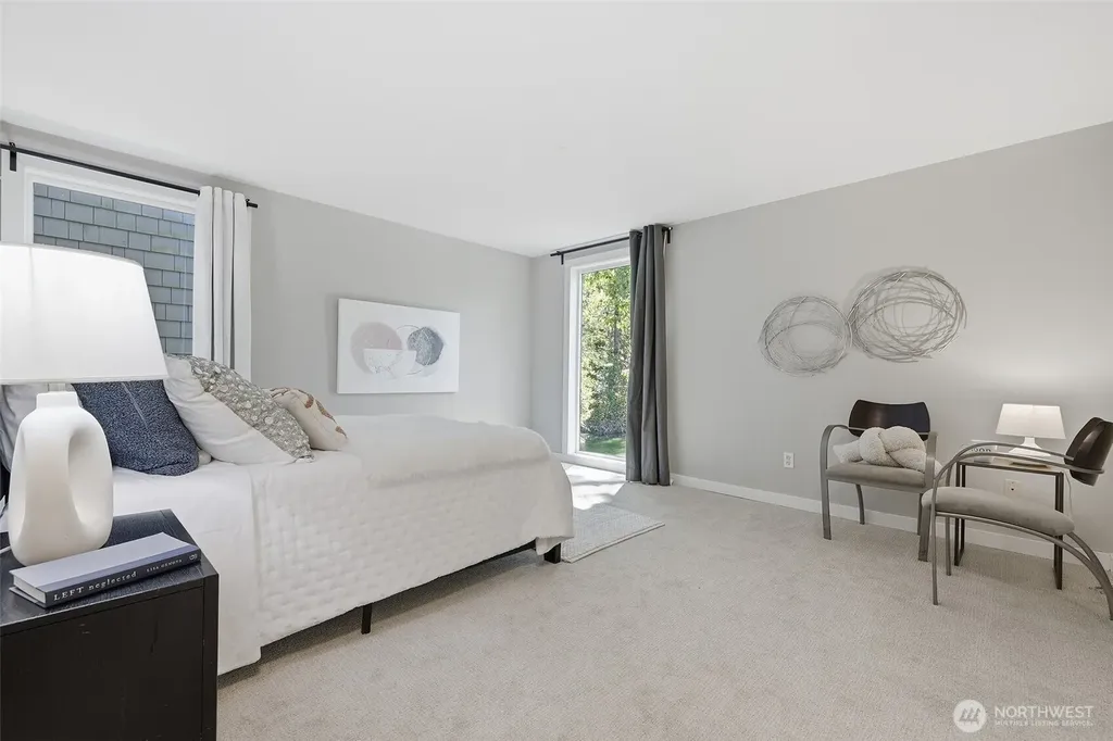 6858 139th Avenue NE Redmond WA 98052