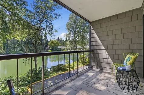 6858 139th Avenue NE Redmond WA 98052