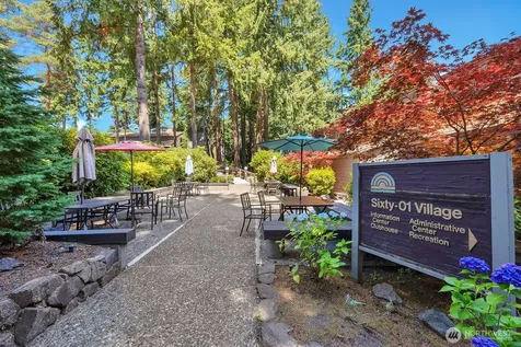 6858 139th Avenue NE Redmond WA 98052