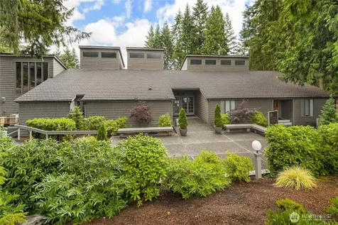 6858 139th Avenue NE Redmond WA 98052