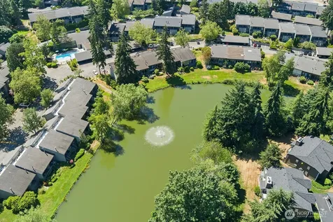 6858 139th Avenue NE Redmond WA 98052