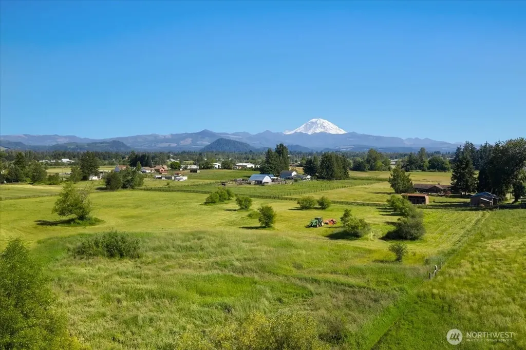 41227 228th Avenue SE Enumclaw WA 98022