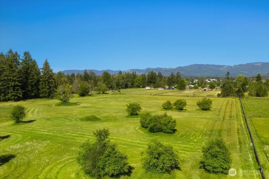 41227 228th Avenue SE Enumclaw WA 98022