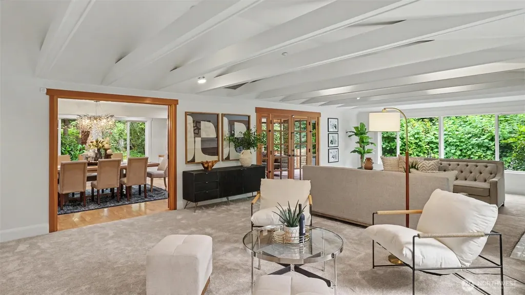10555 SE 28th Street Beaux Arts WA 98004