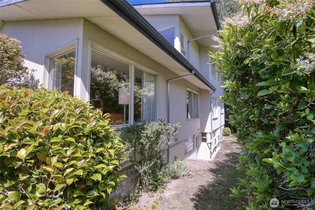 1300 Bel Aire Avenue Aberdeen WA 98520
