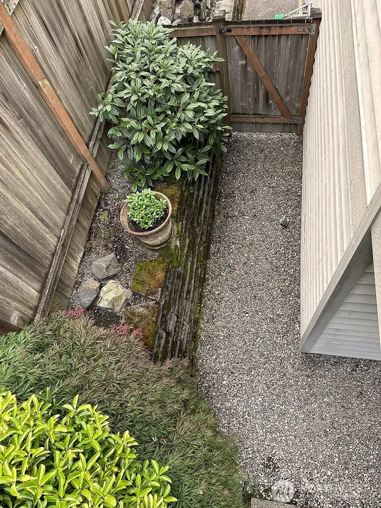 2645 NW 57th Street Seattle WA 98107