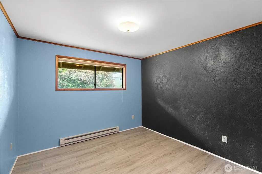 236 E Woodhill Avenue Westport WA 98595