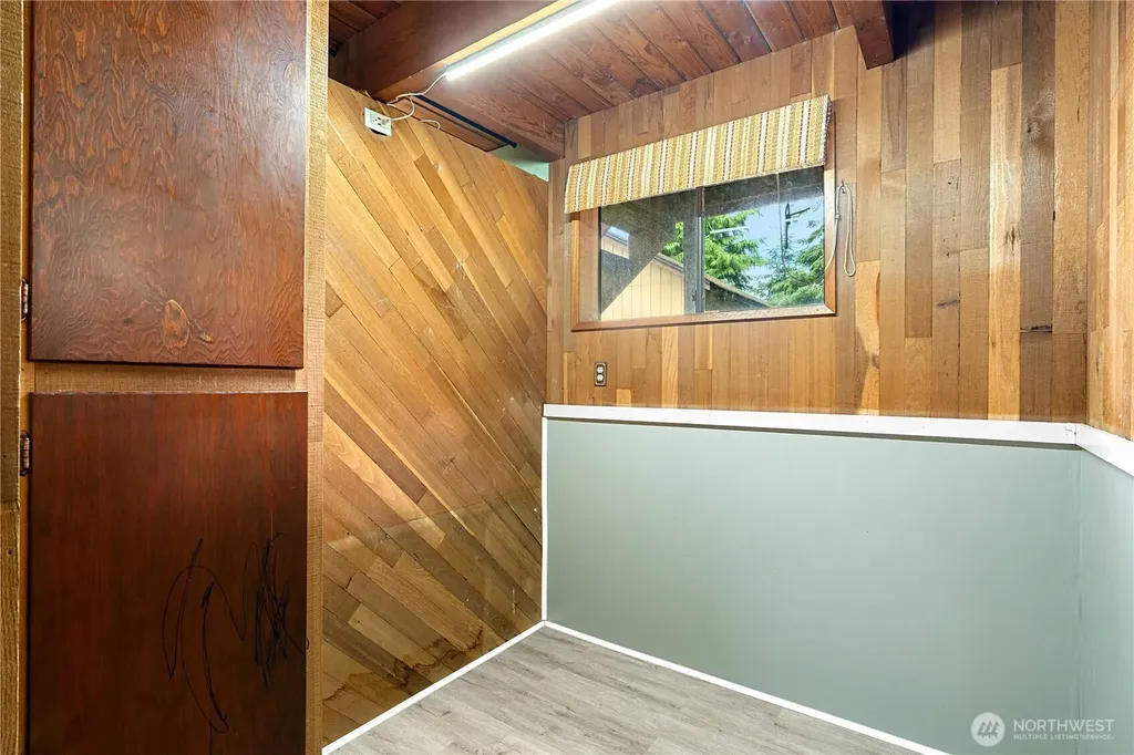 236 E Woodhill Avenue Westport WA 98595