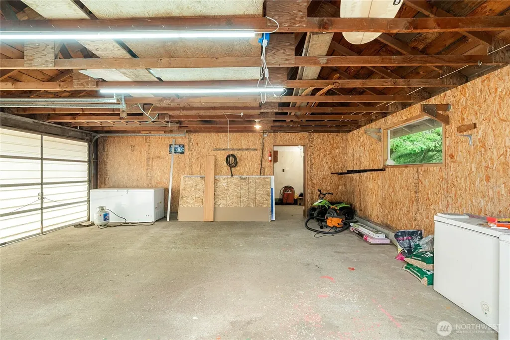 236 E Woodhill Avenue Westport WA 98595