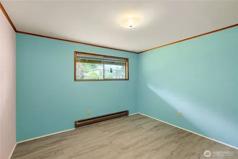 236 E Woodhill Avenue Westport WA 98595