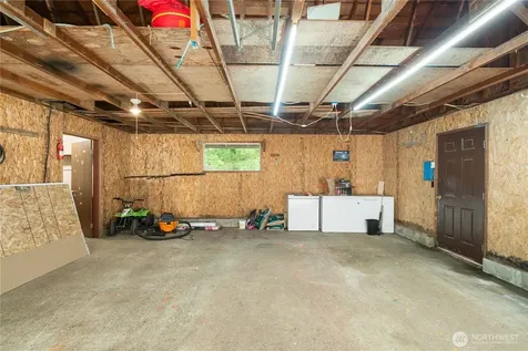 236 E Woodhill Avenue Westport WA 98595