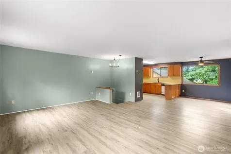 236 E Woodhill Avenue Westport WA 98595