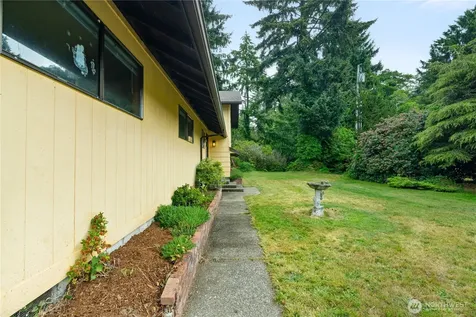 236 E Woodhill Avenue Westport WA 98595