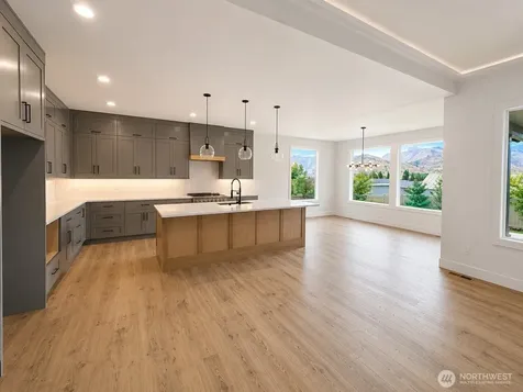 15005 Allison Place Entiat WA 98822