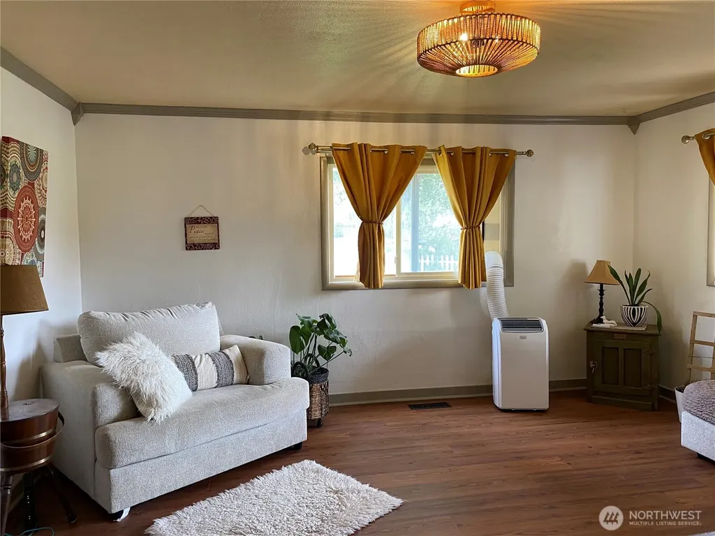514 S Division Street Odessa WA 99159