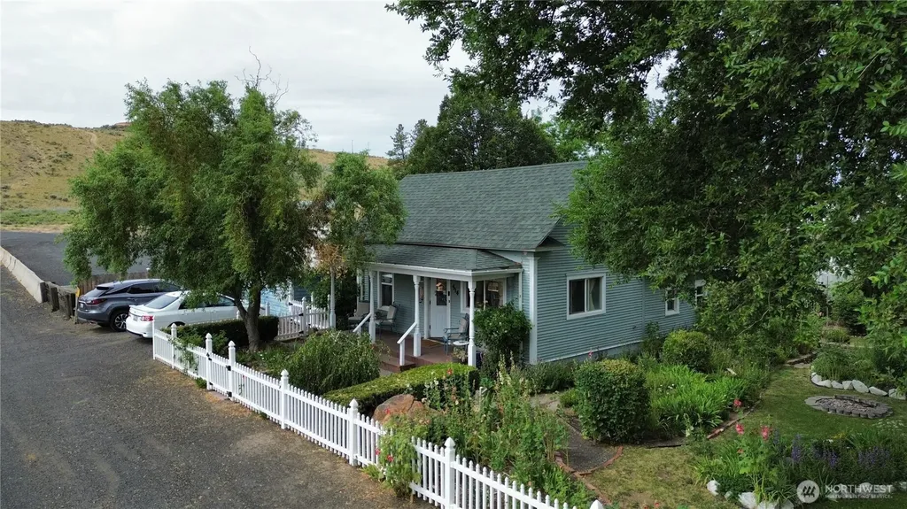 514 S Division Street Odessa WA 99159