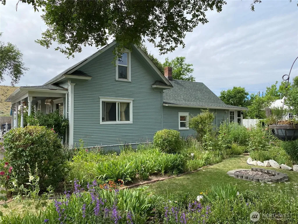 514 S Division Street Odessa WA 99159