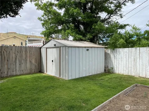 514 S Division Street Odessa WA 99159