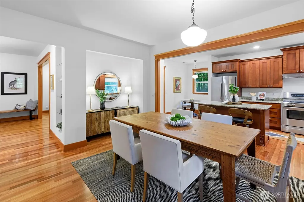 10440 NE Quiet Valley Lane Bainbridge Island WA 98110
