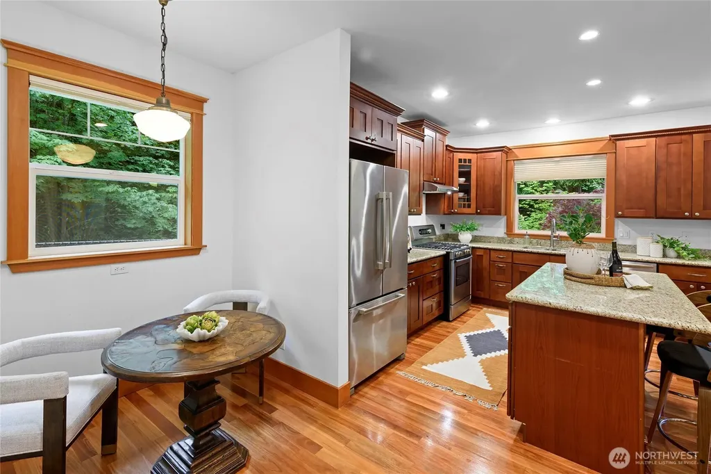 10440 NE Quiet Valley Lane Bainbridge Island WA 98110