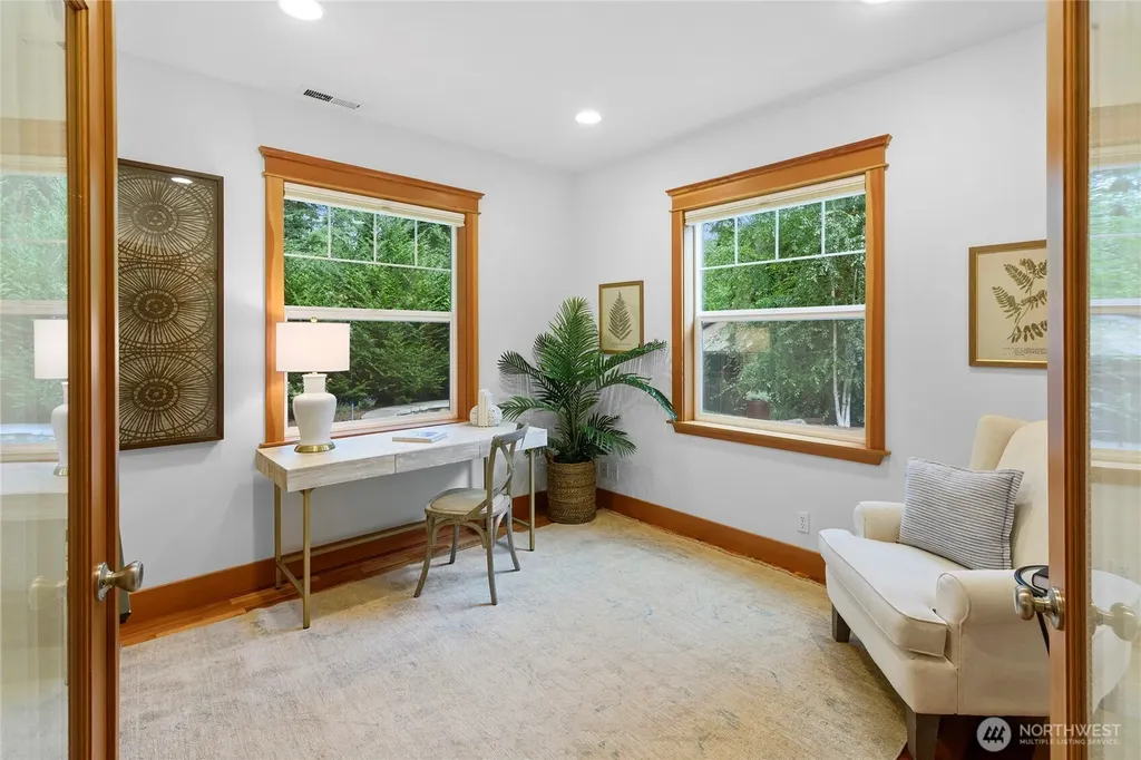 10440 NE Quiet Valley Lane Bainbridge Island WA 98110