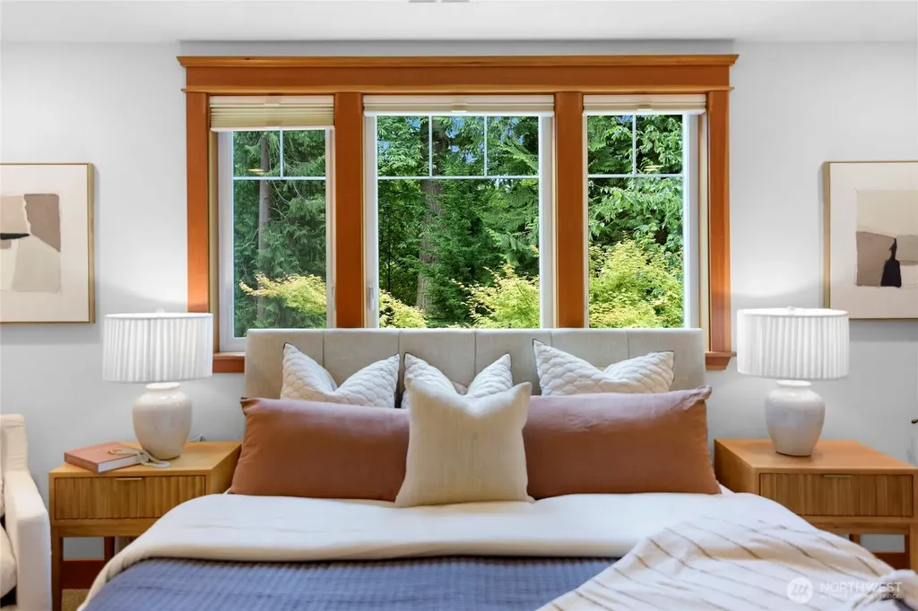 10440 NE Quiet Valley Lane Bainbridge Island WA 98110