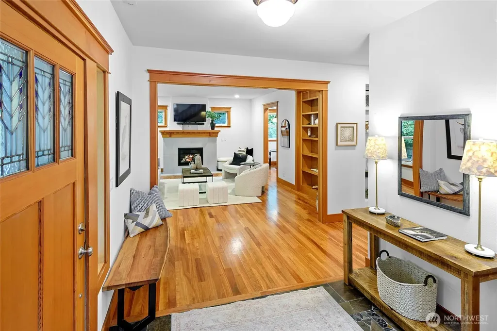 10440 NE Quiet Valley Lane Bainbridge Island WA 98110